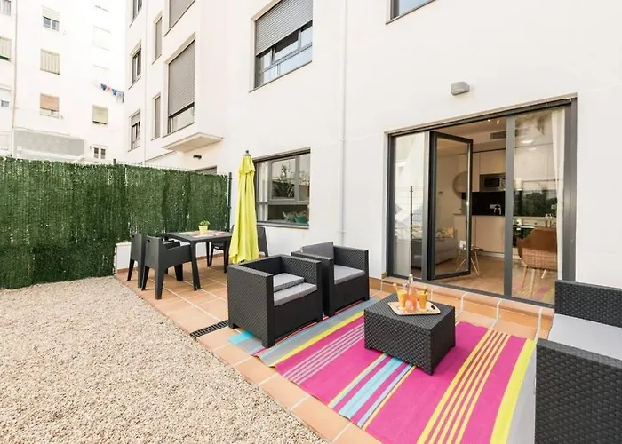 Chamberi Con Jardin C By Regalatemadrid
